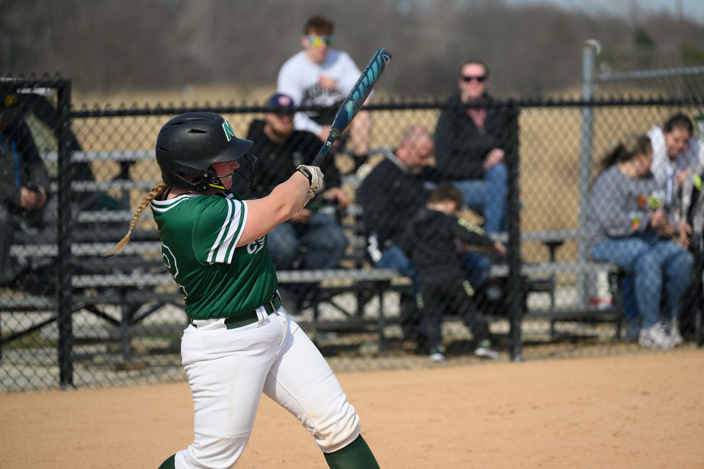 Moraine Valley softball batter, Estelle Loth.
