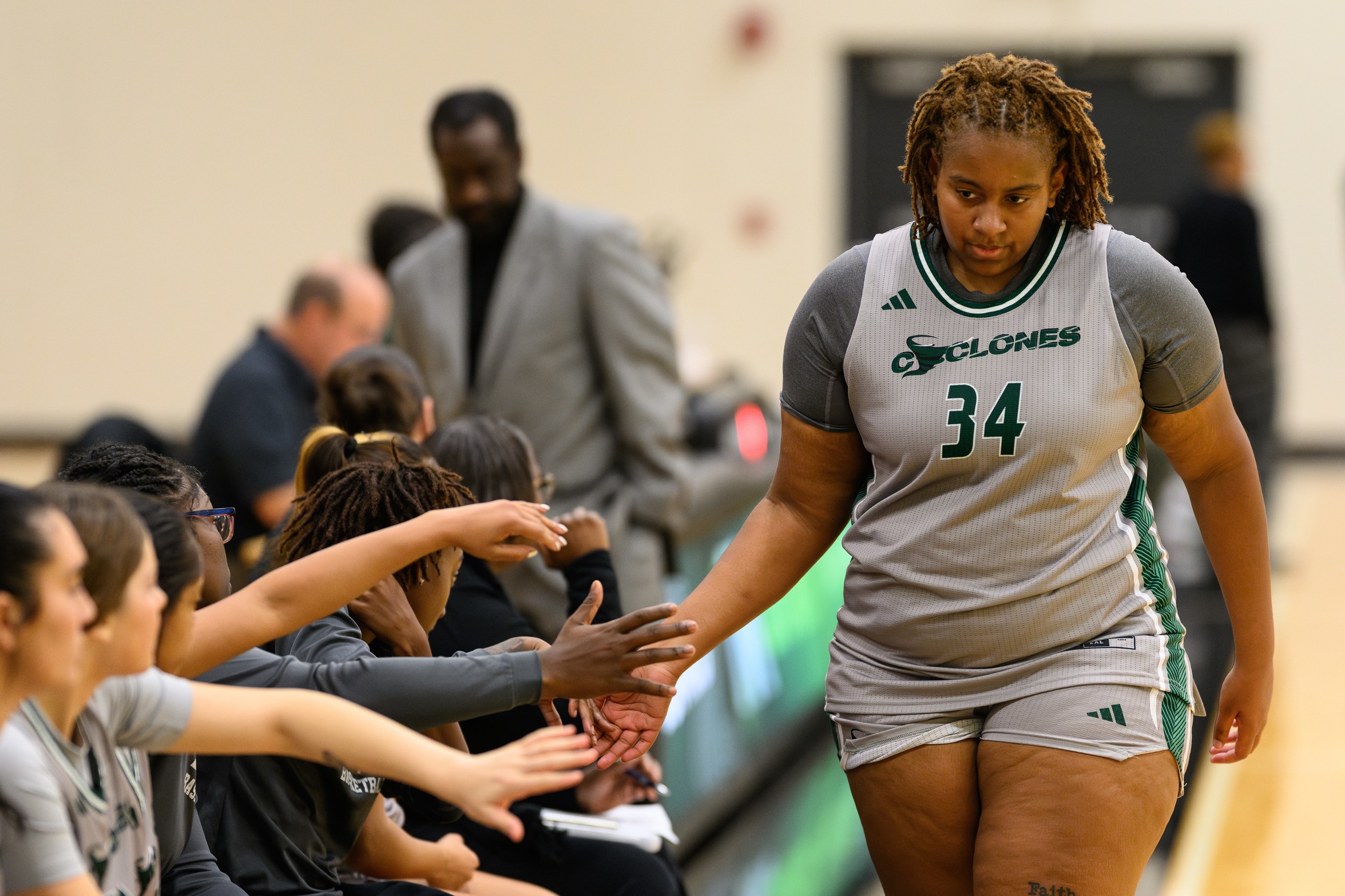 Cyclones offense dominates Scots